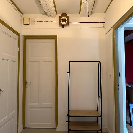 Semesterbostad Maison Corberon - Center Parking